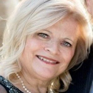 Meet your Posher, Carolyn